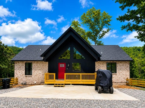 Photo of 245 Pool Rd, LaFollette, TN 37766 (MLS # 1360363)