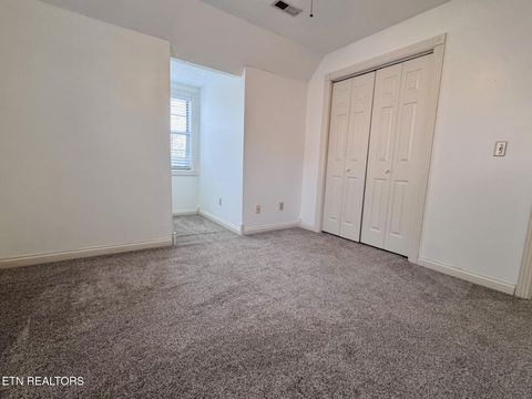 Tiny photo for 305 Orchard Knob Rd, Clinton, TN 37716 (MLS # 1334599)