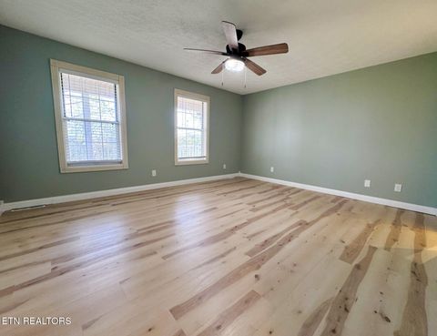 Tiny photo for 305 Orchard Knob Rd, Clinton, TN 37716 (MLS # 1334599)