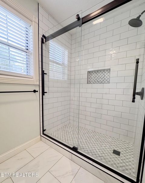 Tiny photo for 305 Orchard Knob Rd, Clinton, TN 37716 (MLS # 1334599)