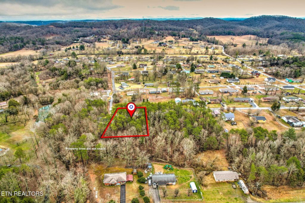 Photo of 16 First St, Rockwood, TN 37854 (MLS # 1335536)
