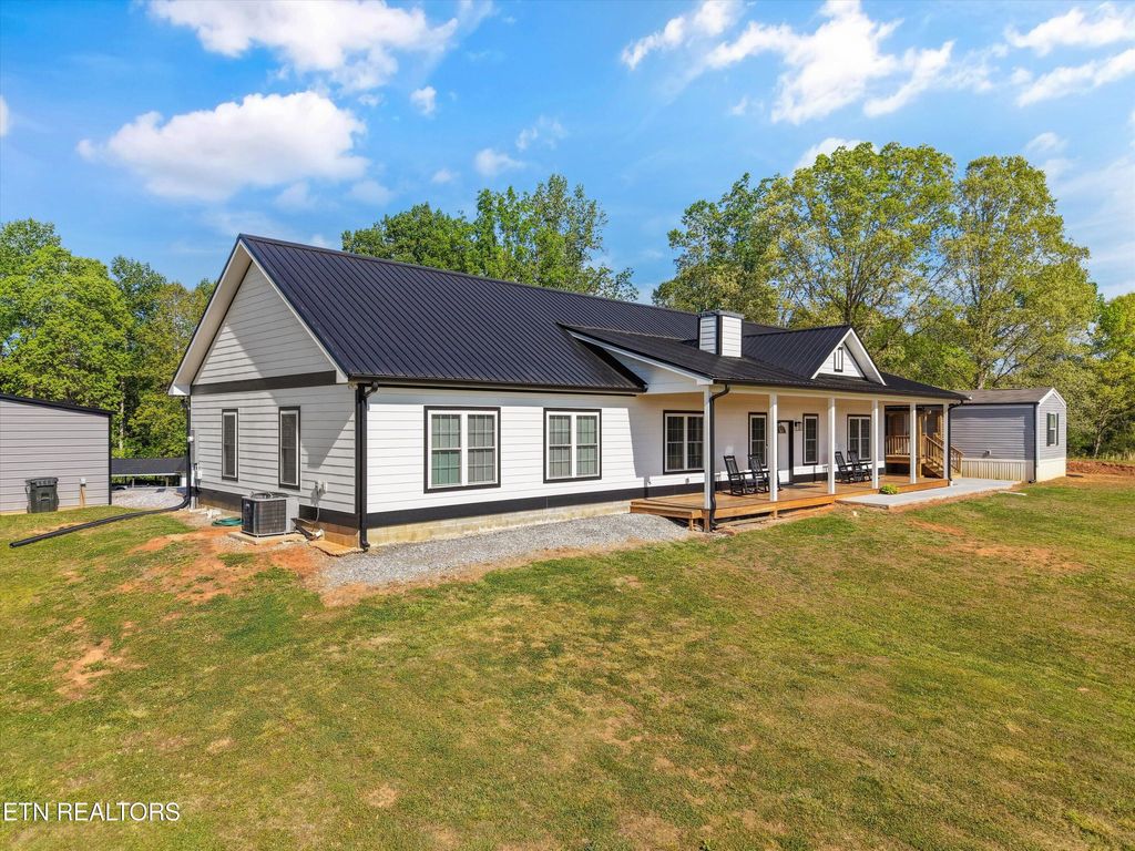 Photo of 161 Mason Hill Rd, Madisonville, TN 37354 (MLS # 1337544)
