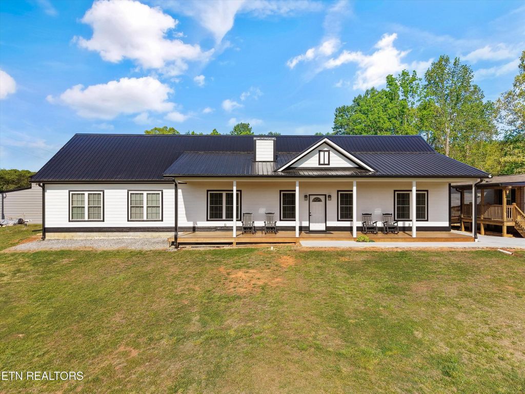 Photo of 161 Mason Hill Rd, Madisonville, TN 37354 (MLS # 1337544)