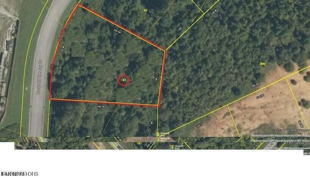 Photo of 41 Meadow (W/Dock) Lane, Harriman, TN 37748 (MLS # 1318205)