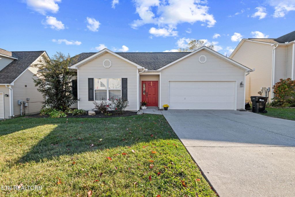 Photo of 2028 Cartmill Drive, Powell, TN 37849 (MLS # 1323373)