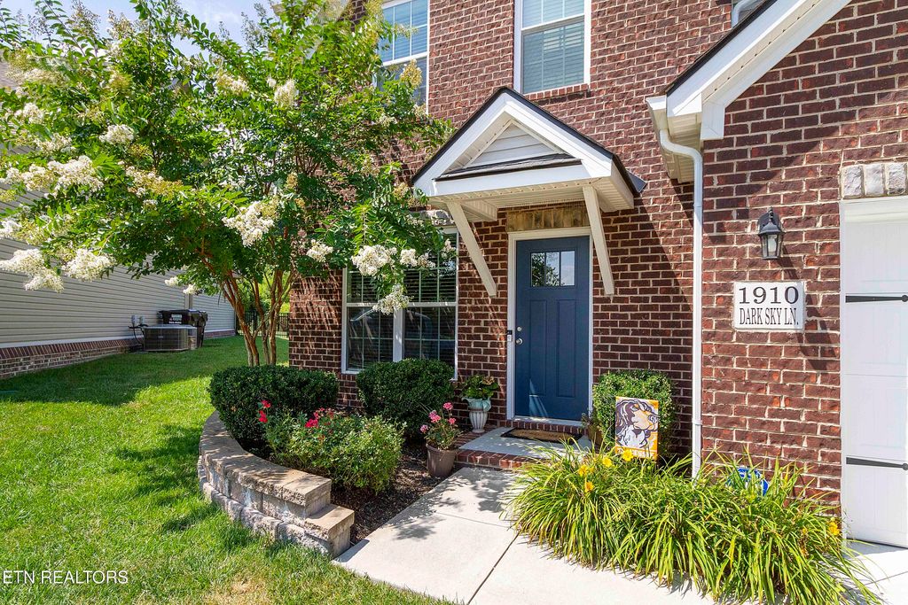 Photo of 1910 Dark Sky Lane, Knoxville, TN 37932 (MLS # 1339064)