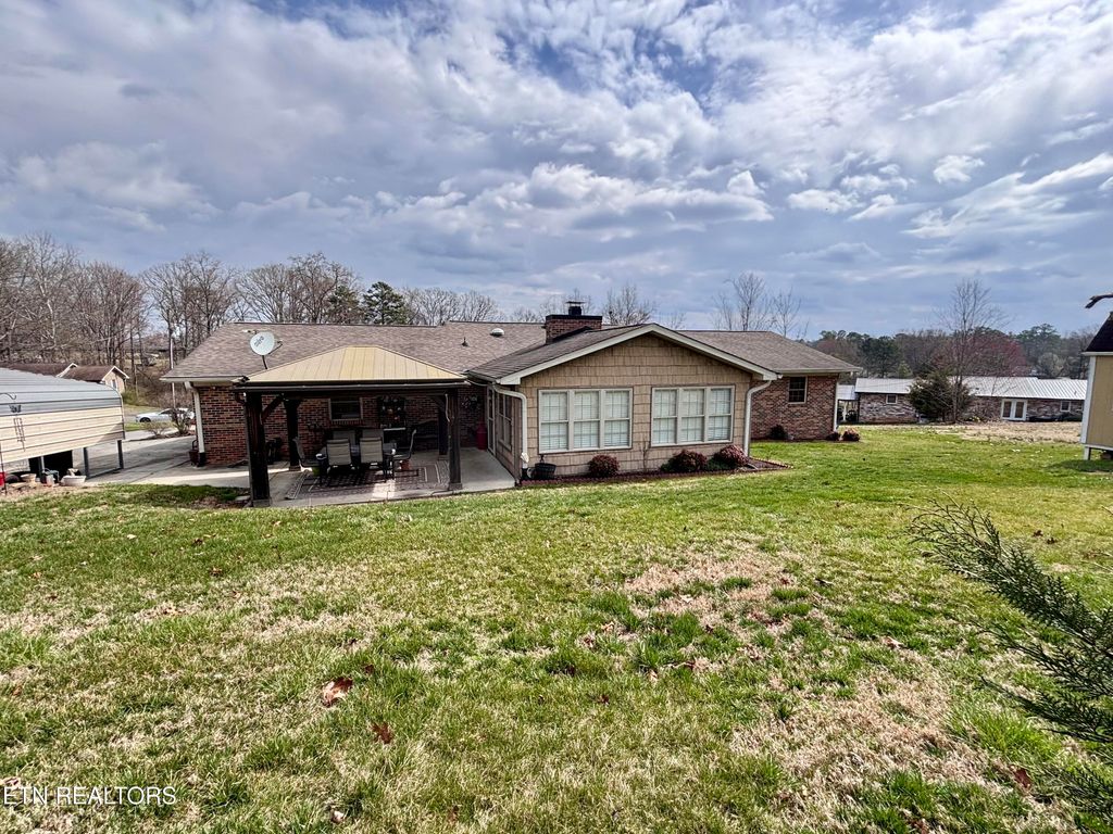 Photo of 279 Dixie Lee Lane, Lenoir City, TN 37772 (MLS # 1331746)