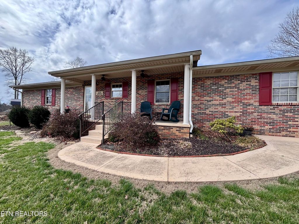 Photo of 279 Dixie Lee Lane, Lenoir City, TN 37772 (MLS # 1331746)