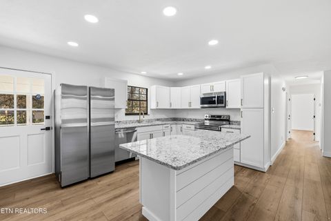 Tiny photo for 5910 Moore Rd, Knoxville, TN 37920 (MLS # 1325517)