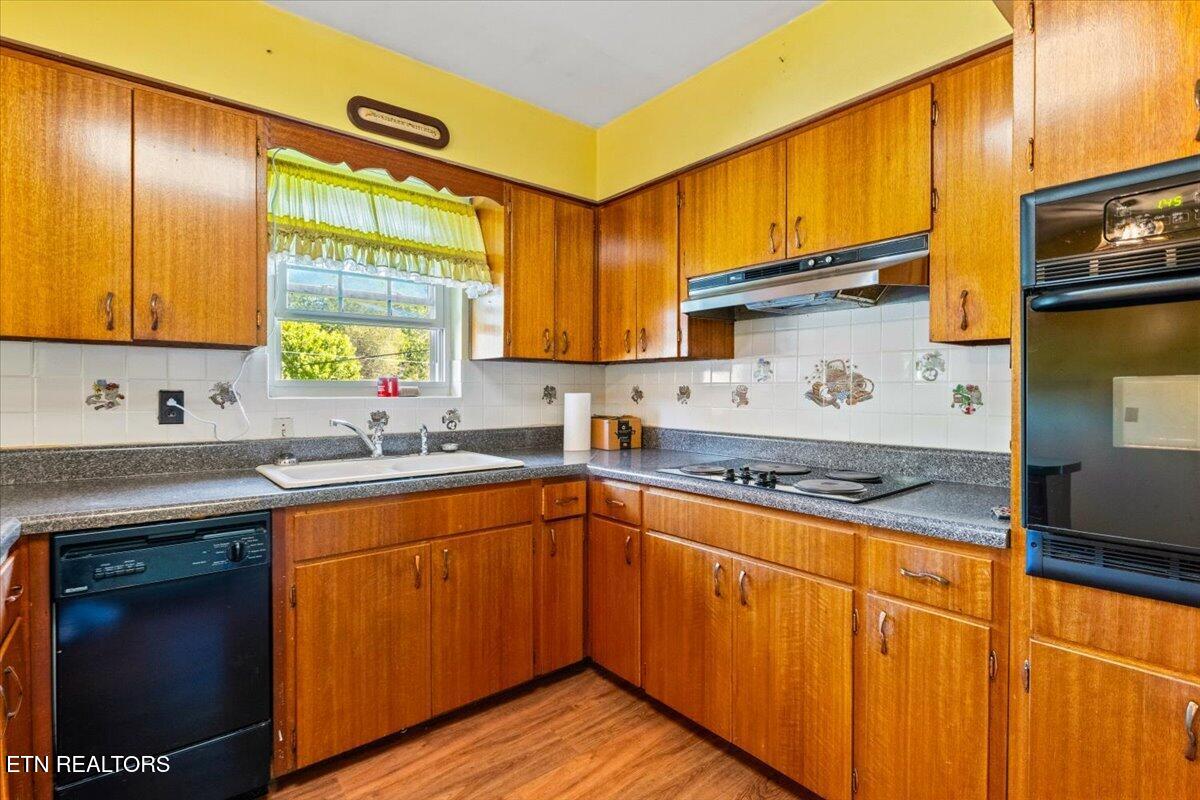 166 Scenic Drive