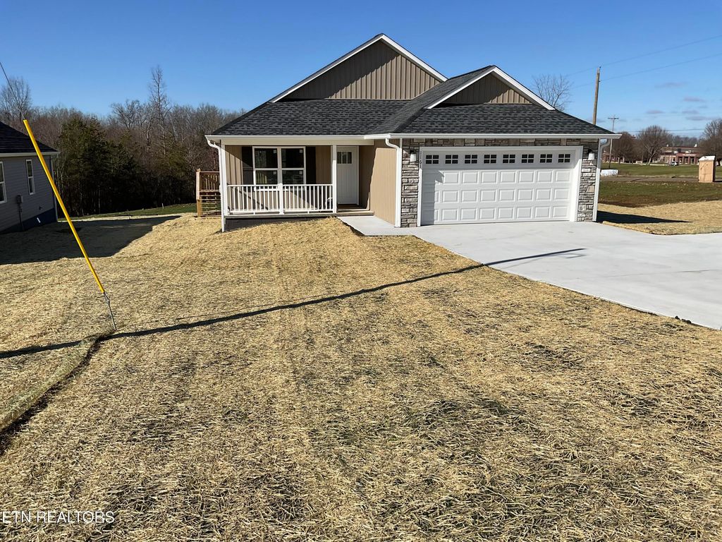 Photo of 1161 Cook Rd, Crossville, TN 38555 (MLS # 1327615)