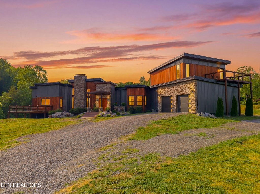 Photo of 3538 Pearly Anthony Rd, Maryville, TN 37803 (MLS # 1358121)