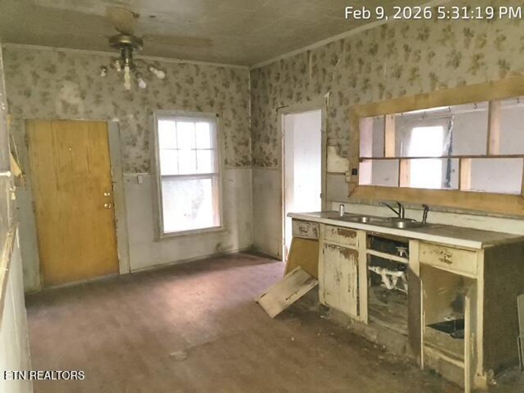 Photo of 403 Lower Briceville Rd, Briceville, TN 37710 (MLS # 1329143)