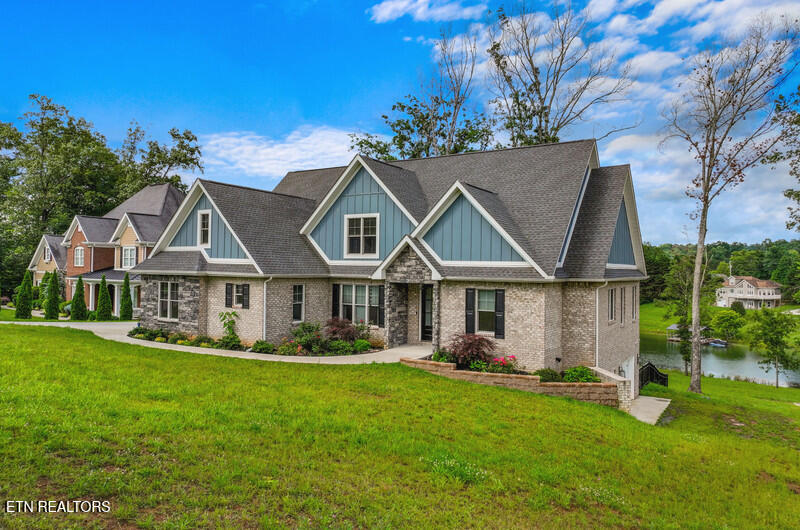322 Blount Circle