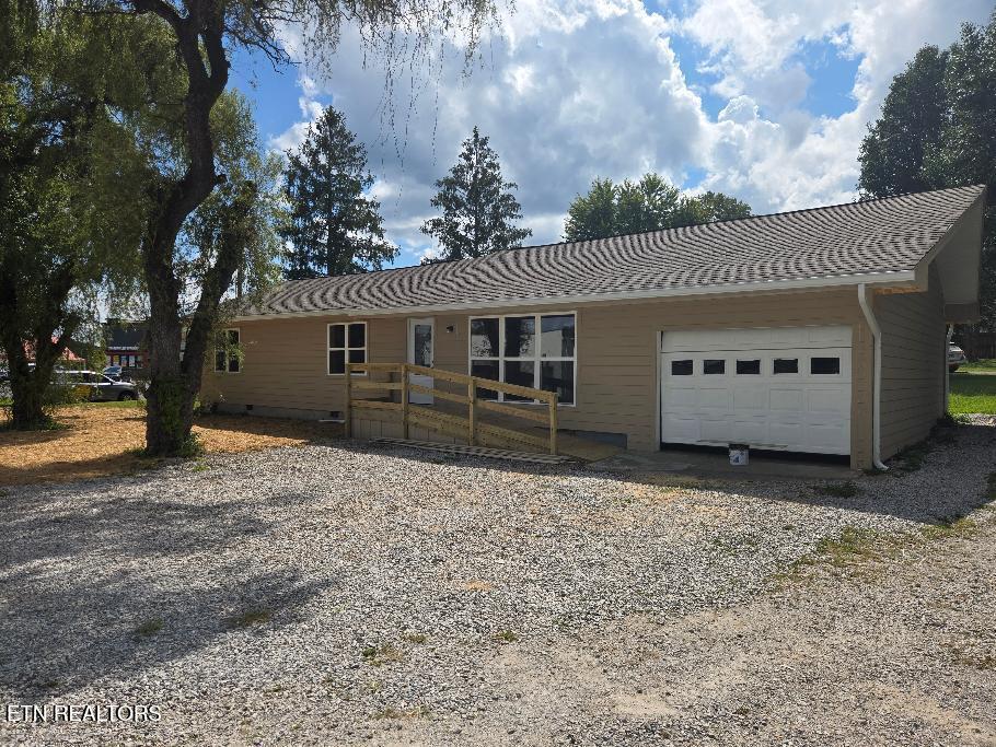 Photo of 131 Duncan Lane, Oneida, TN 37841 (MLS # 1353538)