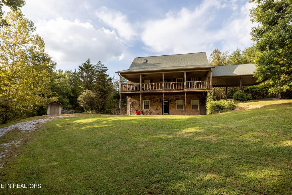 Photo of 201 Vernie Lee Rd, Friendsville, TN 37737 (MLS # 1240642)