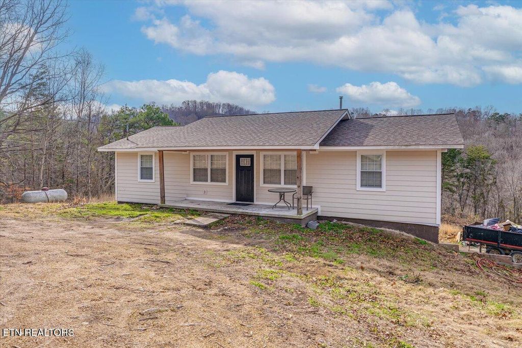 Photo of 263 Graves Hollow Rd, Maynardville, TN 37807 (MLS # 1325440)