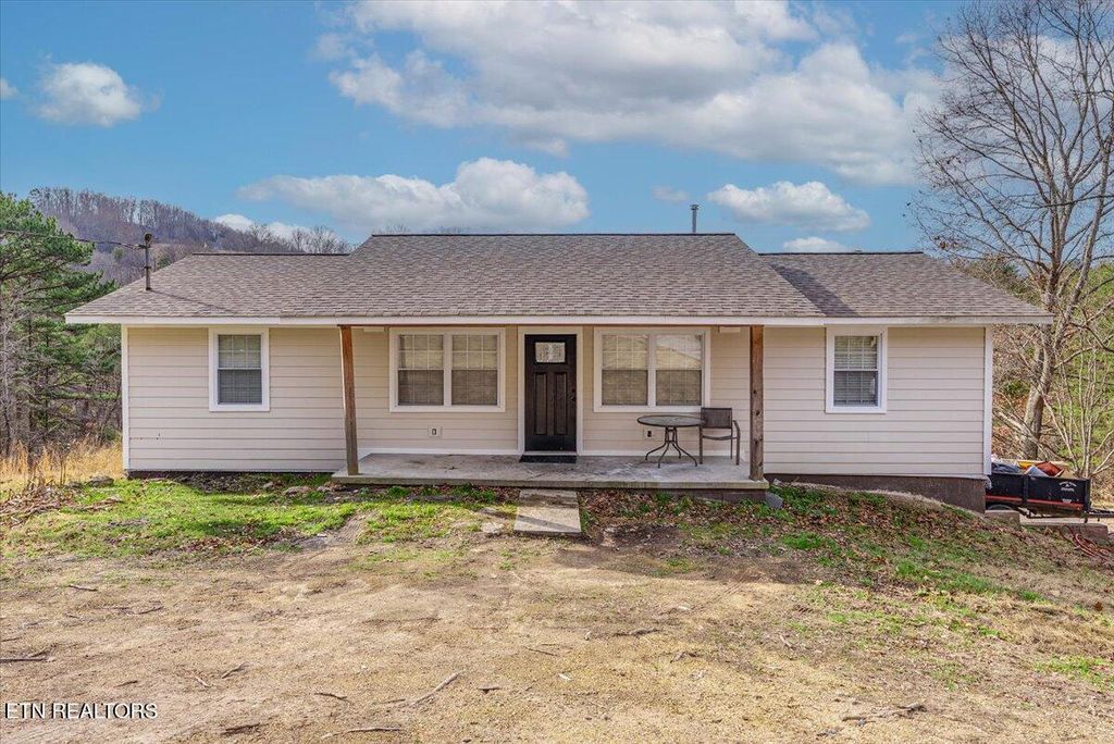 Photo of 263 Graves Hollow Rd, Maynardville, TN 37807 (MLS # 1325440)