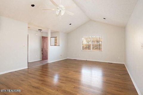 Tiny photo for 517 Bowman Bend Rd, Harriman, TN 37748 (MLS # 1328274)