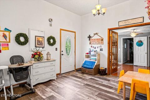Tiny photo for 915 Cherry St, LaFollette, TN 37766 (MLS # 1340551)