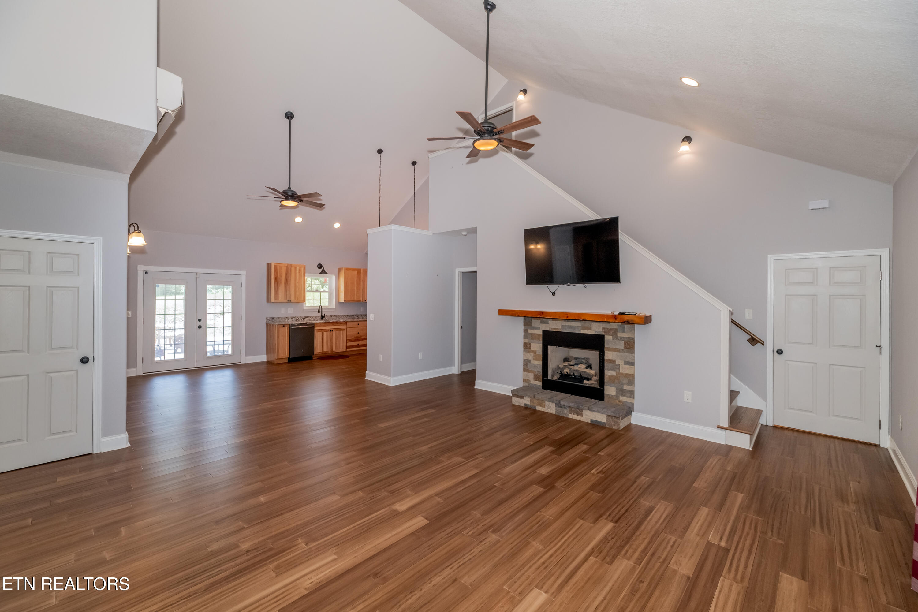 639 Buck Creek Rd