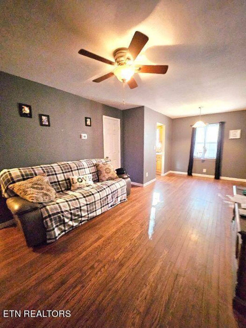 Photo of 409 Valley Drive, Oliver Springs, TN 37840 (MLS # 1251939)