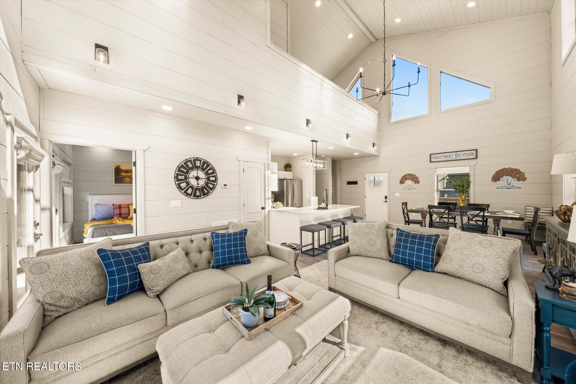 506 Warbonnet Way
