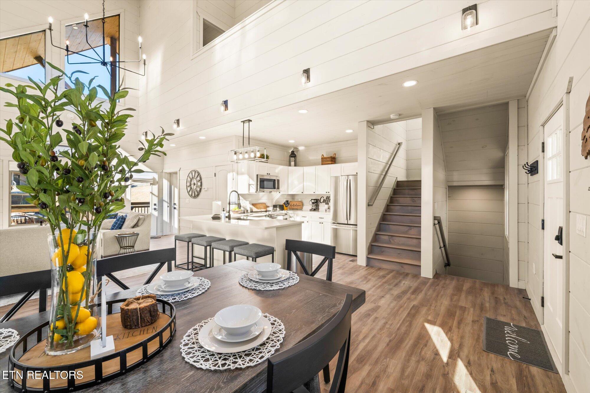 506 Warbonnet Way