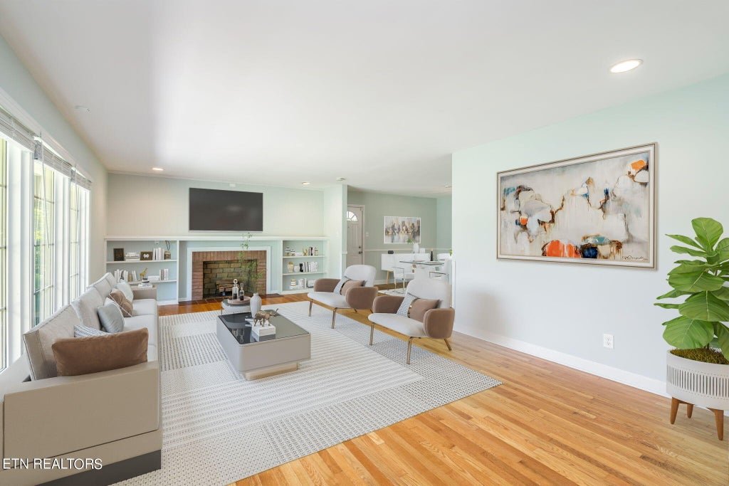 Photo of 7012 Gainesborough Drive, Knoxville, TN 37909 (MLS # 1260944)