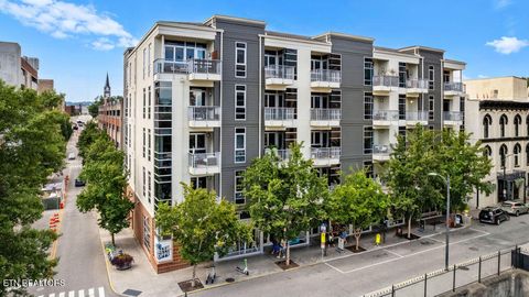 Photo of 440 Walnut St #302, Knoxville, TN 37902 (MLS # 1339363)