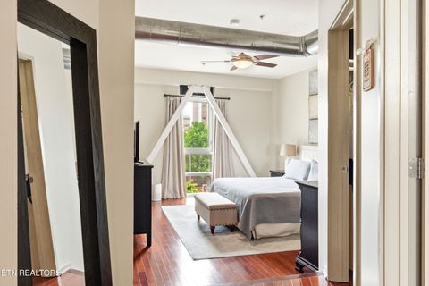 Tiny photo for 440 Walnut St #302, Knoxville, TN 37902 (MLS # 1339363)