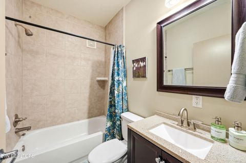 Tiny photo for 440 Walnut St #302, Knoxville, TN 37902 (MLS # 1339363)