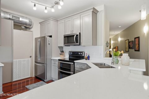 Tiny photo for 440 Walnut St #302, Knoxville, TN 37902 (MLS # 1339363)