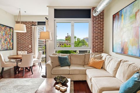 Tiny photo for 440 Walnut St #302, Knoxville, TN 37902 (MLS # 1339363)
