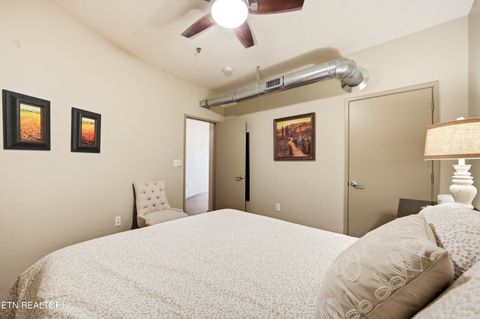 Tiny photo for 440 Walnut St #302, Knoxville, TN 37902 (MLS # 1339363)