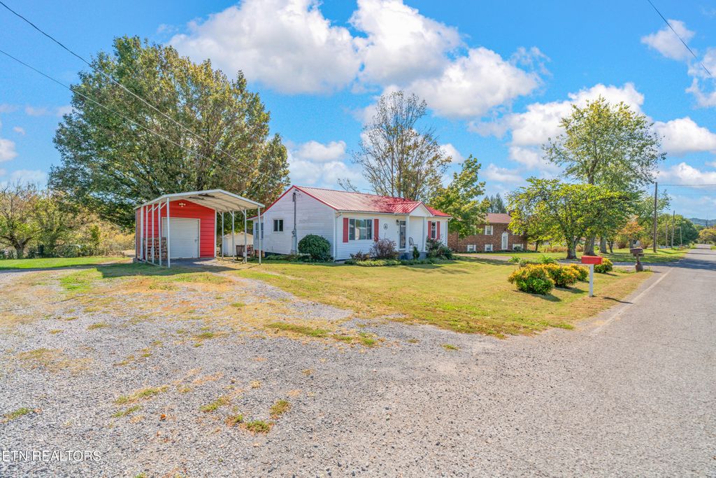 Photo of 7622 Old Maynardville Pike, Knoxville, TN 37938 (MLS # 1318619)