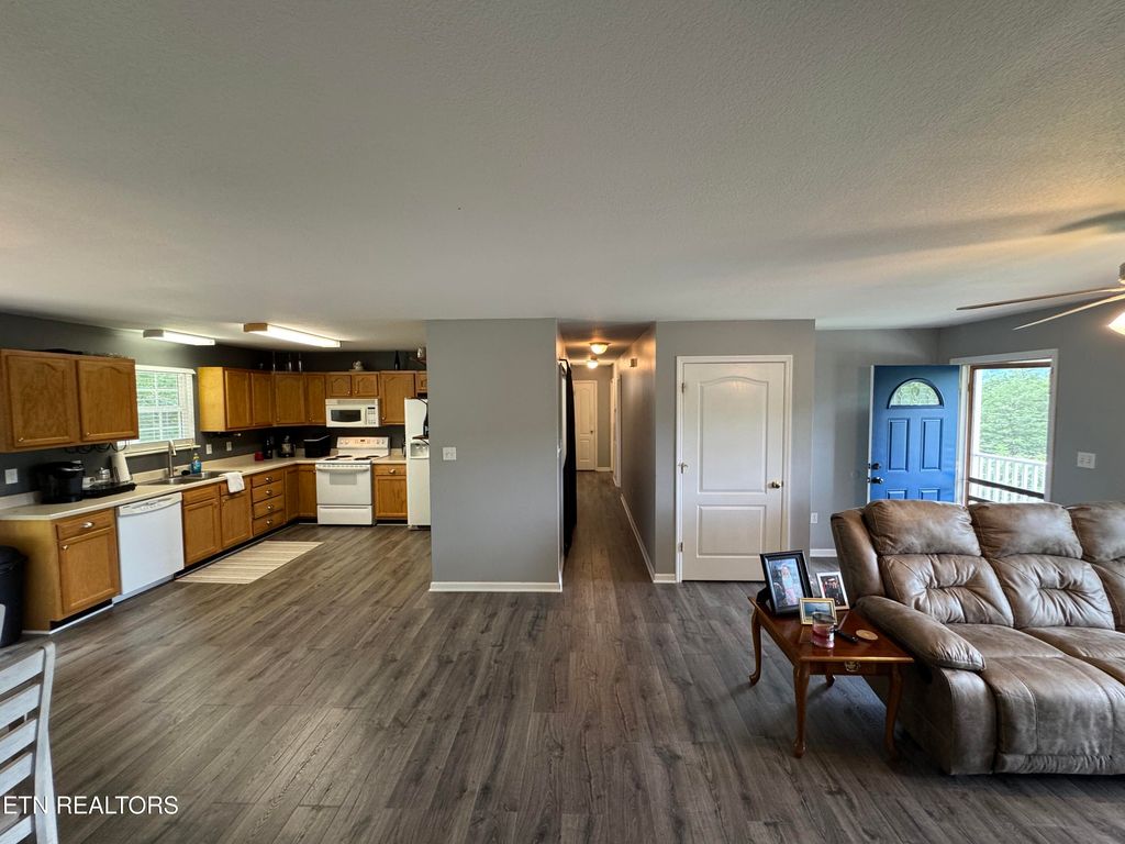 Photo of 112 Hoskins Lane, Clinton, TN 37716 (MLS # 1310956)