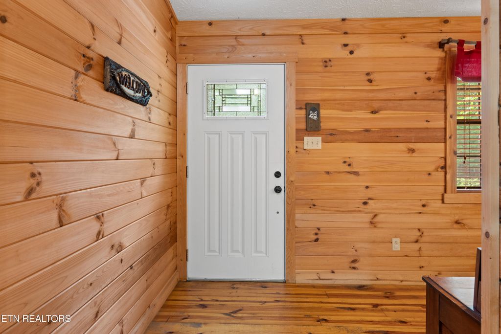 Photo of 418 Laurel Trace Rd, Townsend, TN 37882 (MLS # 1311722)