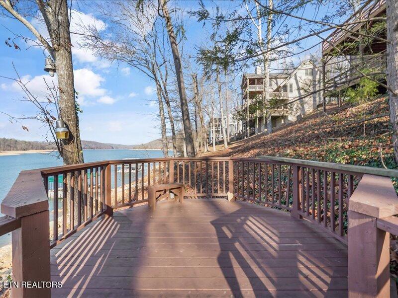 Andersonville, Tennessee, 37705, United States, 4 Bedrooms Bedrooms, ,4 BathroomsBathrooms,Residential,Active,2009809