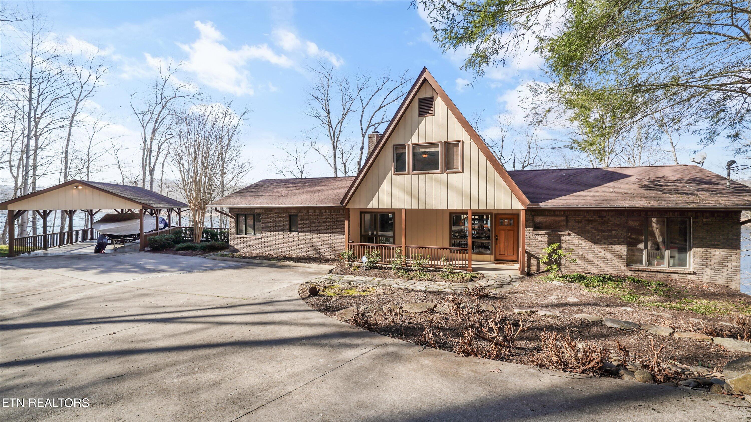 Andersonville, Tennessee, 37705, United States, 4 Bedrooms Bedrooms, ,4 BathroomsBathrooms,Residential,Active,2009809