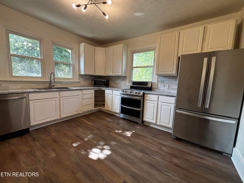 Tiny photo for 6422 Tazewell Pike, Knoxville, TN 37918 (MLS # 1355872)