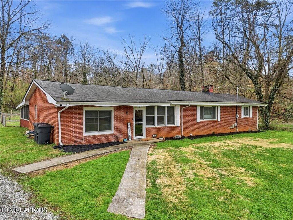Photo of 488 Long Hollow Rd, Maryville, TN 37801 (MLS # 1332246)
