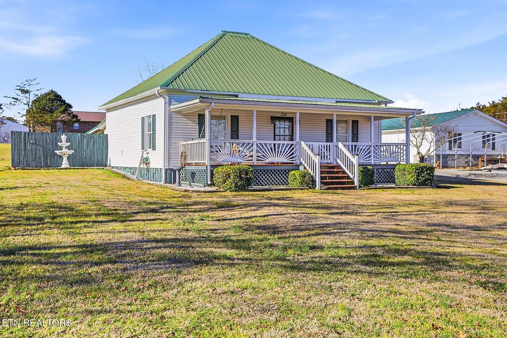 Photo of 328 Mount Paran Rd, Jacksboro, TN 37757 (MLS # 1329692)