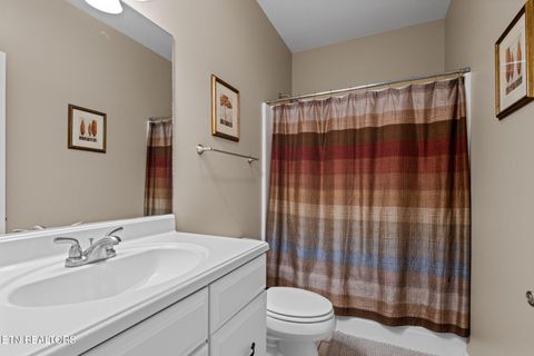 Tiny photo for 1466 Deerfield Way, LaFollette, TN 37766 (MLS # 1320032)