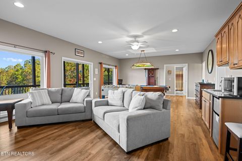 Tiny photo for 1466 Deerfield Way, LaFollette, TN 37766 (MLS # 1320032)