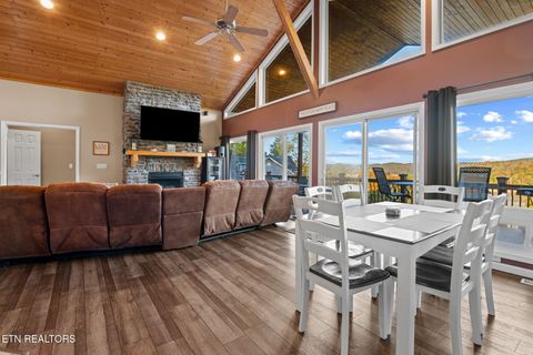 Tiny photo for 1466 Deerfield Way, LaFollette, TN 37766 (MLS # 1320032)