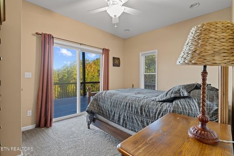 Tiny photo for 1466 Deerfield Way, LaFollette, TN 37766 (MLS # 1320032)