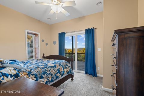 Tiny photo for 1466 Deerfield Way, LaFollette, TN 37766 (MLS # 1320032)