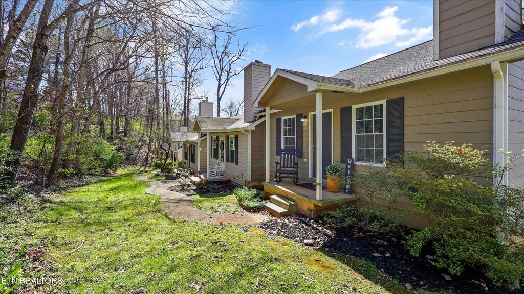 Photo of 8602 Brightwood Way, Knoxville, TN 37923 (MLS # 1333291)