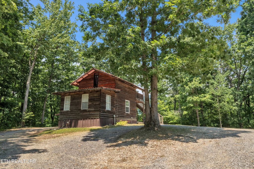 Photo of 195 Breeden Lane, Oliver Springs, TN 37840 (MLS # 1270075)